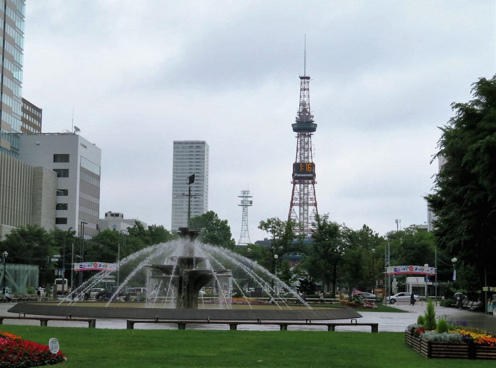 大通公園と札幌テレビ塔